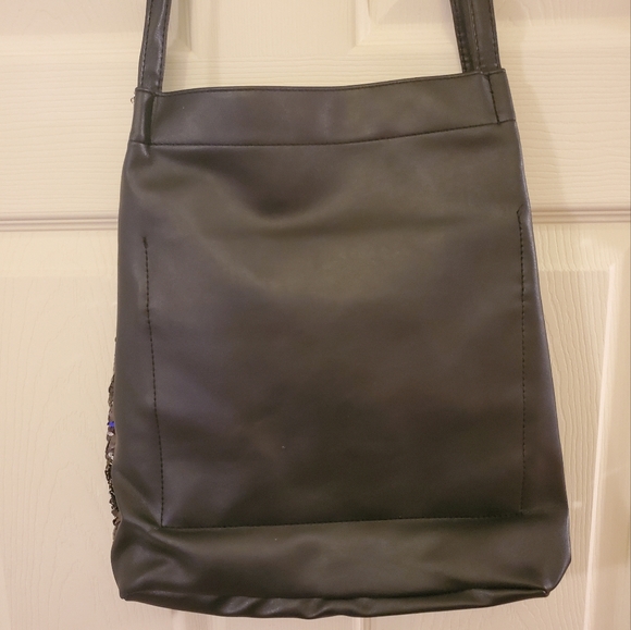 (SOLD)  Fifth Avenue Collection Playful Glamour Reversible Sequin Hobo Bag - Picture 3 of 4